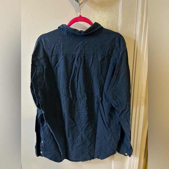 Navy Blue lightweight button down shirt - preppy - layerable - Picture 2 of 5